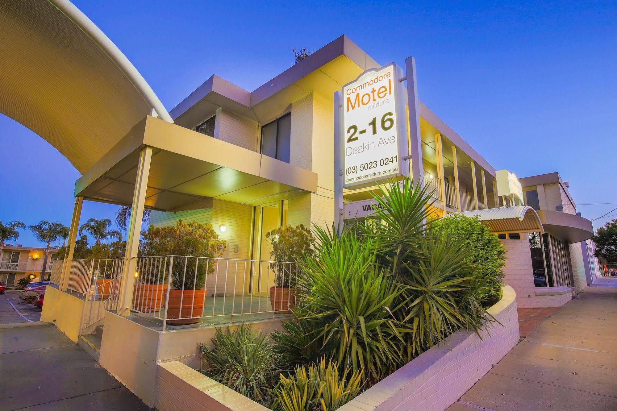 Commodore Mildura Motel Exterior foto