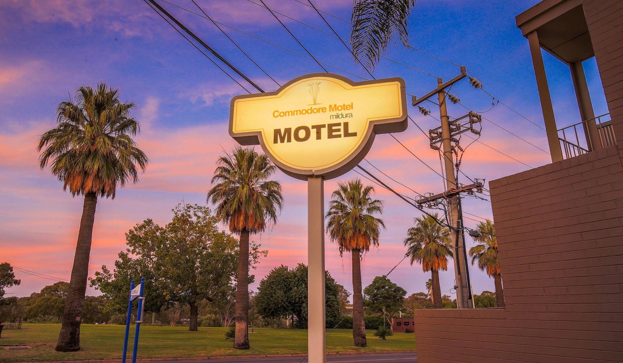 Commodore Mildura Motel Exterior foto